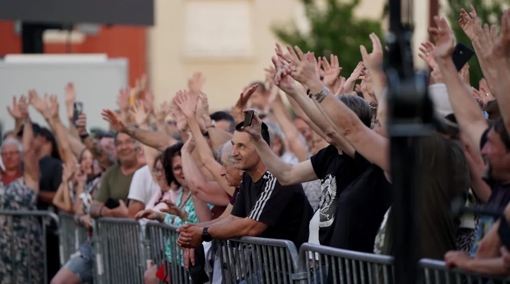 Public devant la scène